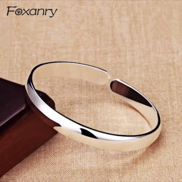STERLING SILVER BANGLE BRACELET - Picture 4 of 7